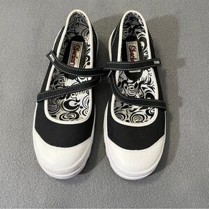 SKECHERS Women’s Canvas Flat Slip On Sneakers